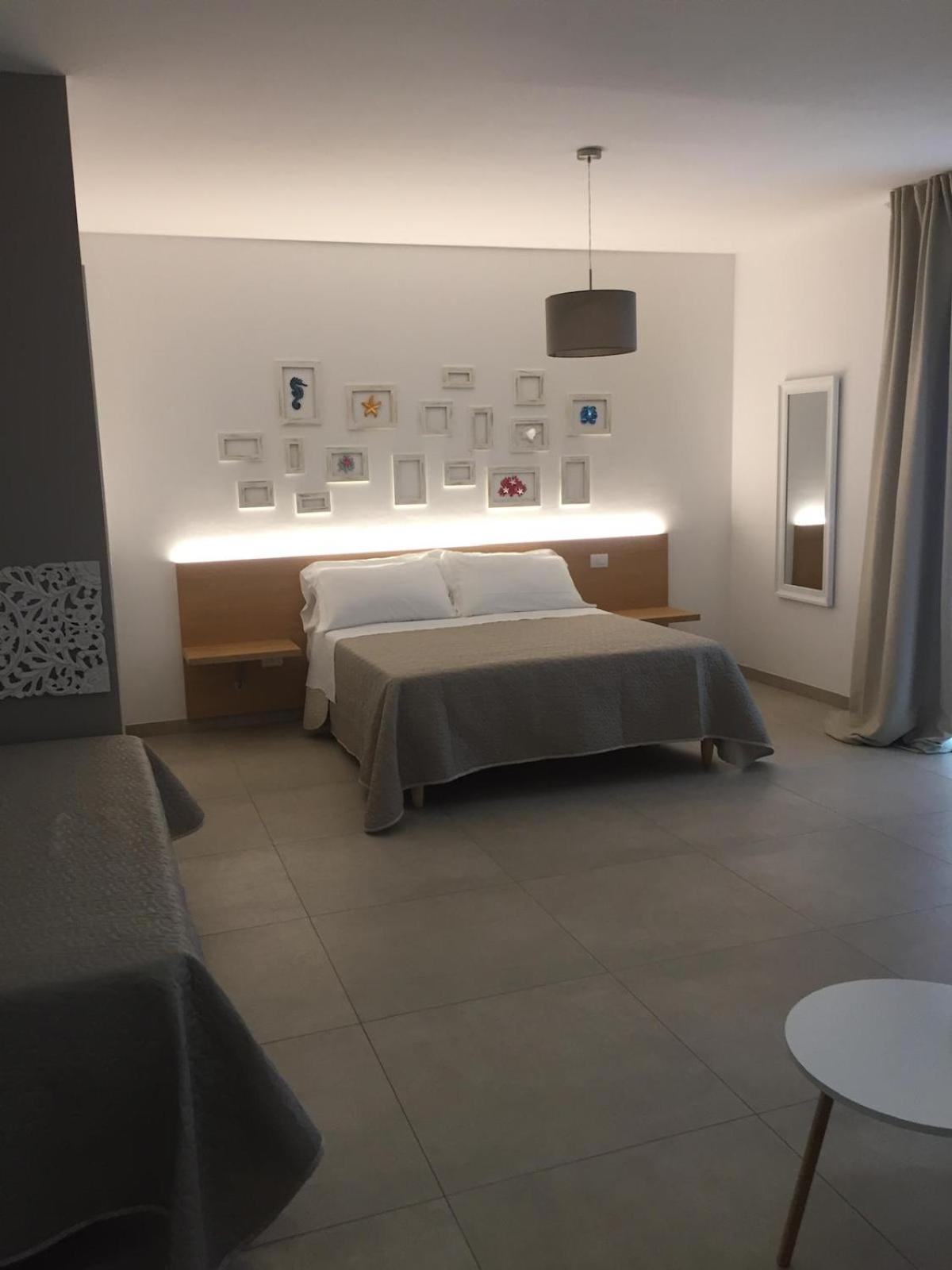 Hotel Le Rondini House Monopoli Zewnętrze zdjęcie